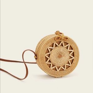 Straw Detail Round Crossbody Bag